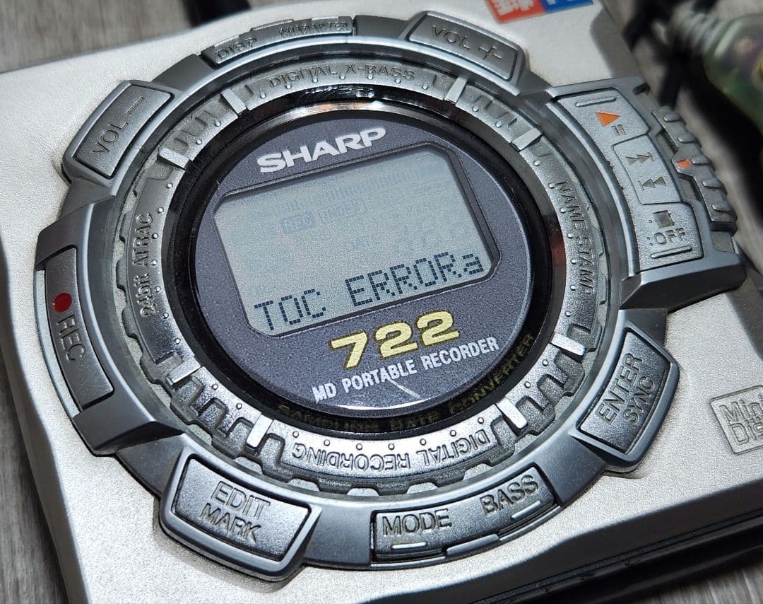 ジャンク SHARP 722 ポータブル MDプレーヤー