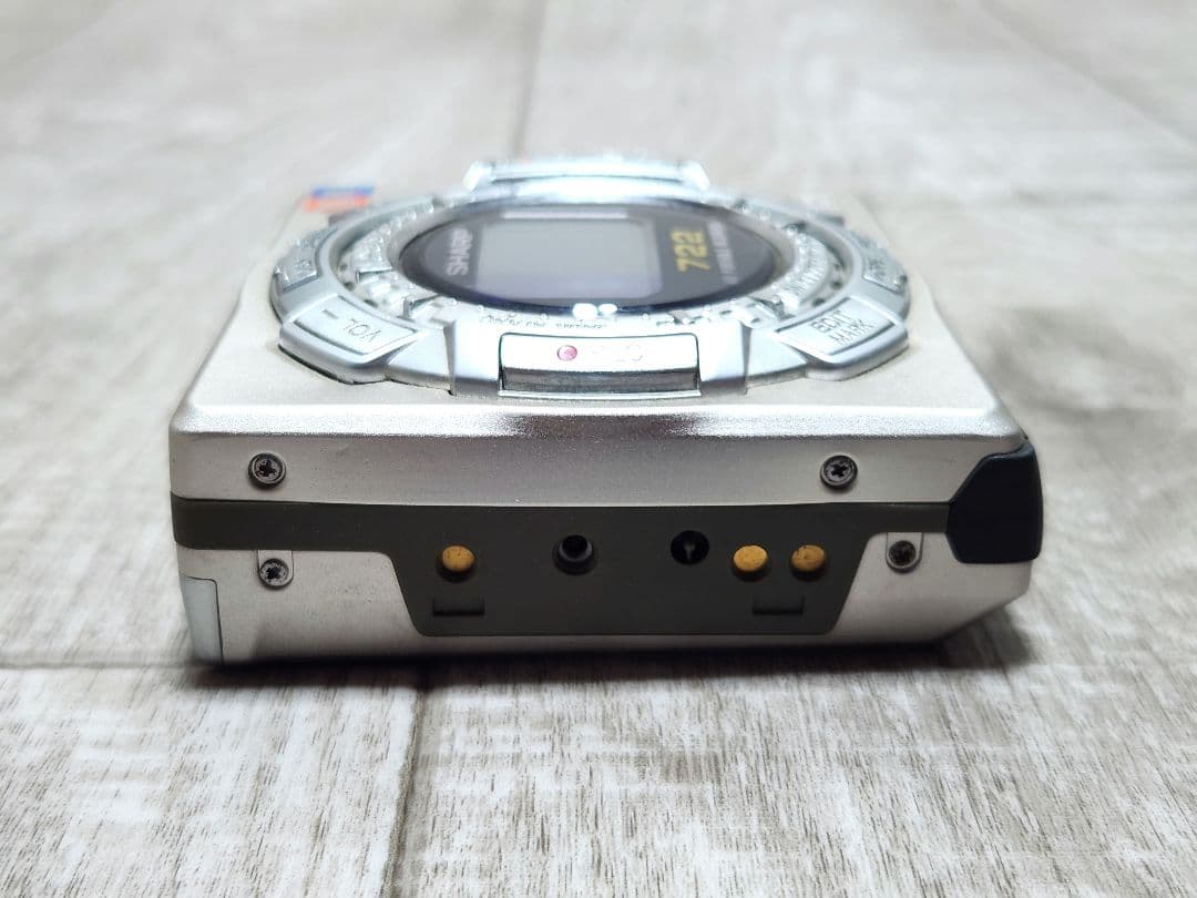 ジャンク SHARP 722 ポータブル MDプレーヤー