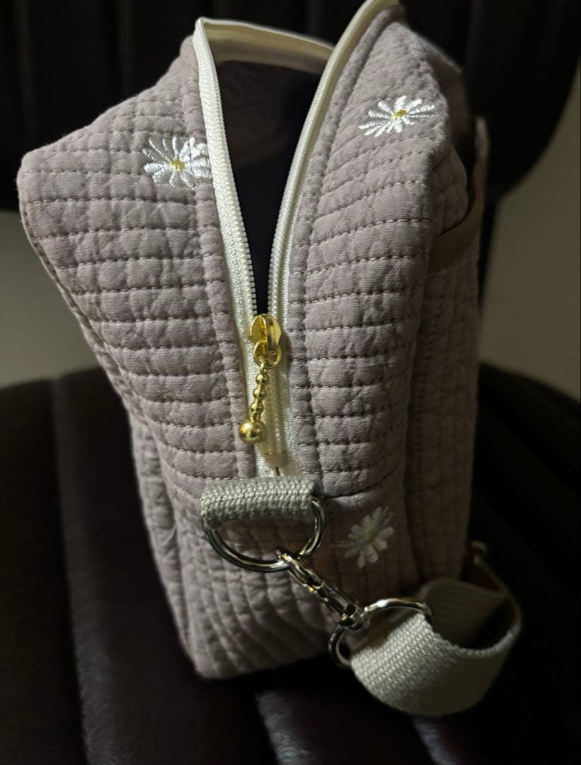 こいしいぬ　ポーチ型　ショルダーバッグ