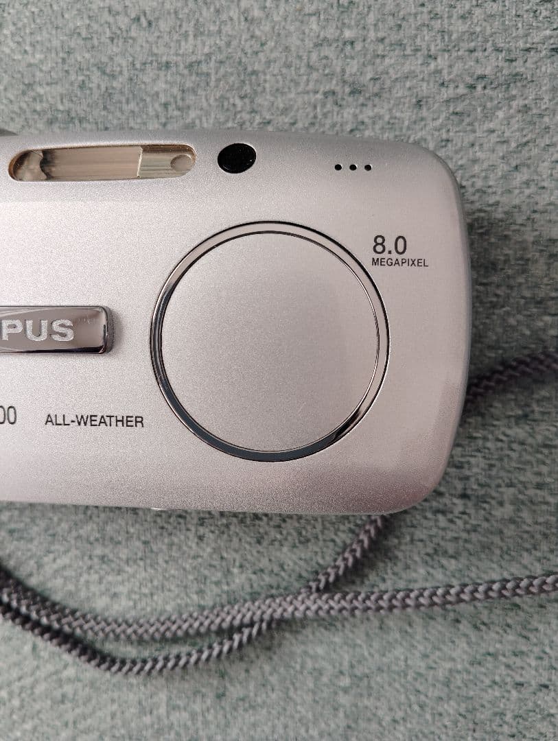 OLYMPUS μ DIGITAL 800 8.0メガピクセル