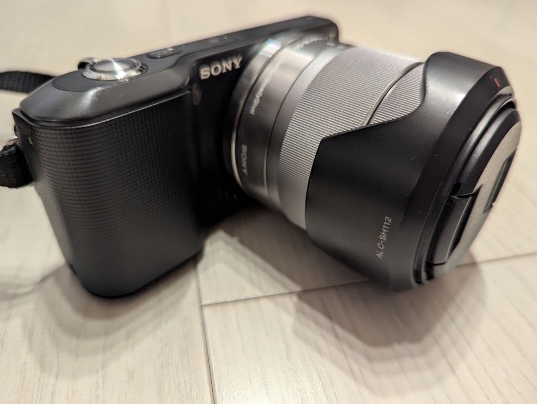 【美品】SONY α nex-3 ダブルレンズキット　ミラーレス一眼