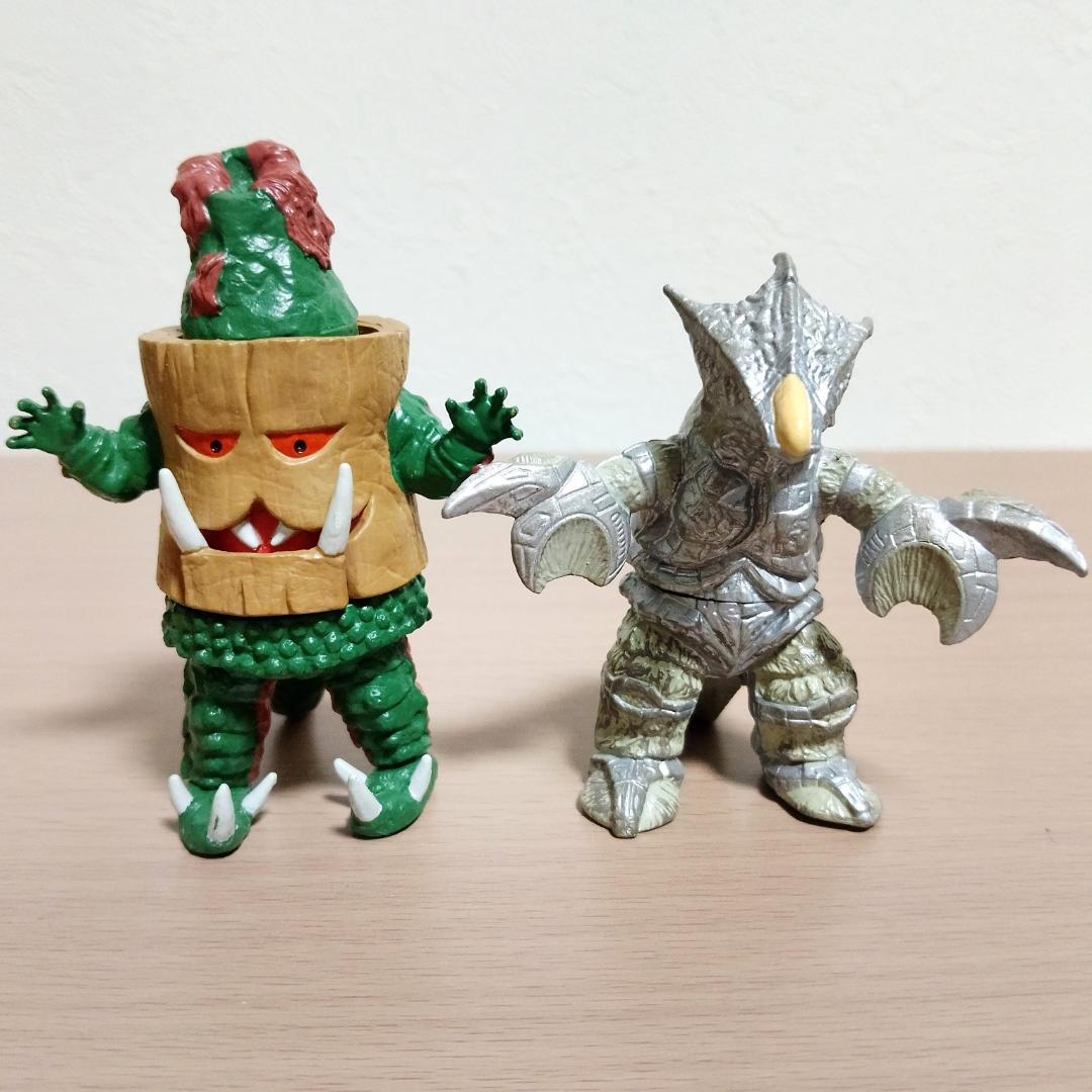 レトロ　ウルトラマンシリーズ　怪獣　デストロイヤ　19体　HG ソフビ道　ミニ