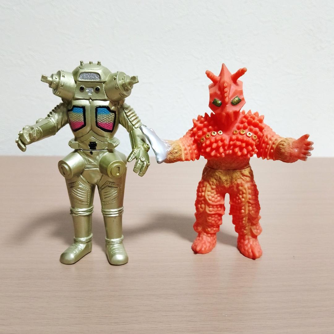 レトロ　ウルトラマンシリーズ　怪獣　デストロイヤ　19体　HG ソフビ道　ミニ
