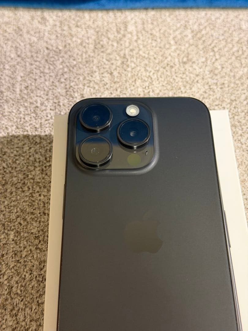 iPhone 15PRO 256GB ブラックチタニウム