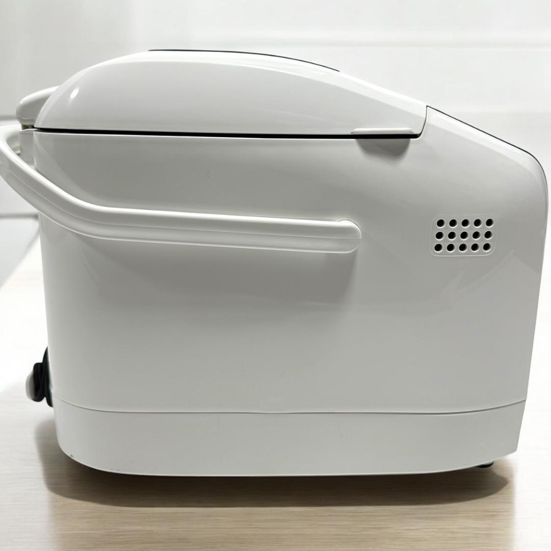 ☆2022年製 極美品 MK精工 HBK-152 ホワイト 自動ホームベーカリー