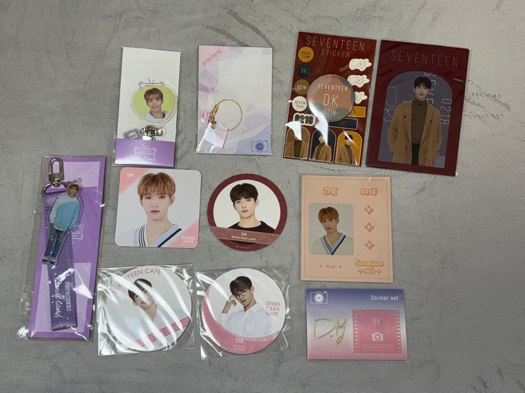seventeen ドギョム　グッズ