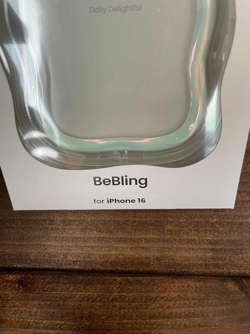 新品iFace BeBling iPhone 16ホワイトオーロラ
