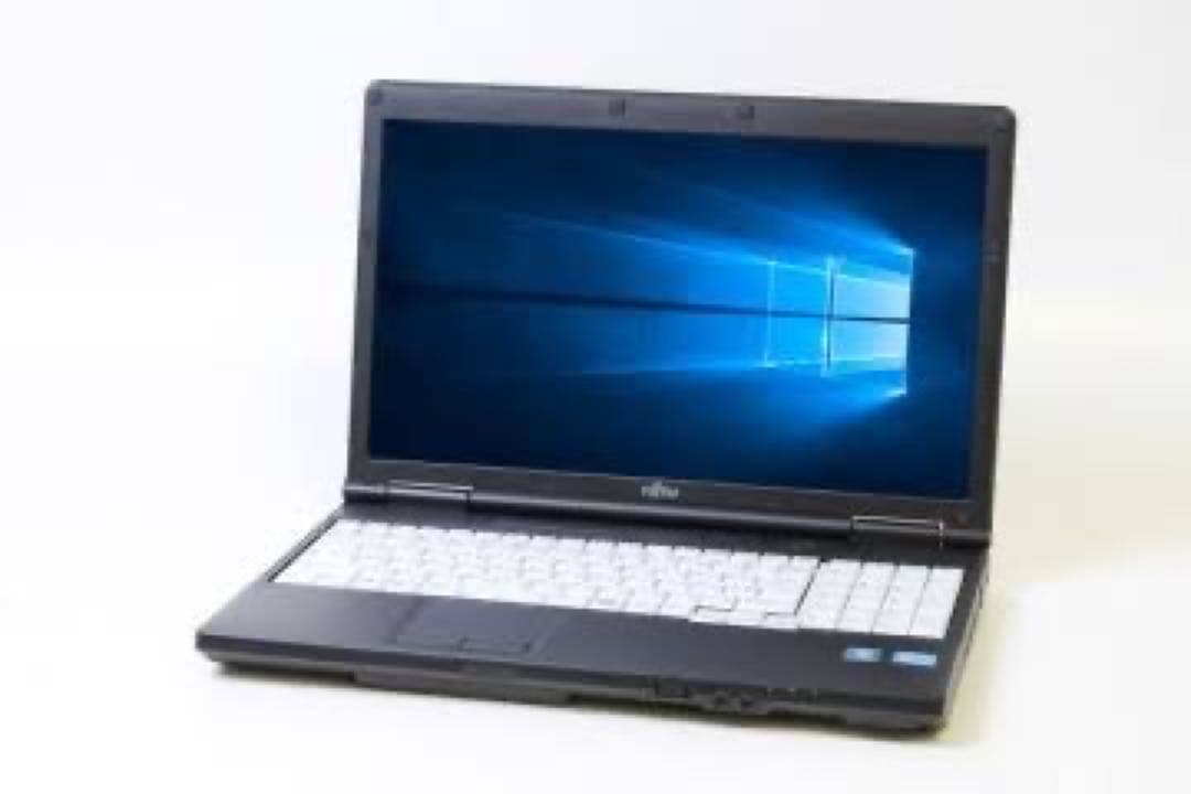 <Windows11インストール済み> 富士通 LIFEBOOK A572/FW