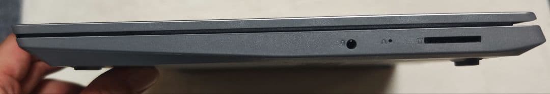 Lenovo IdeaPad 14IIL05 ノートPC