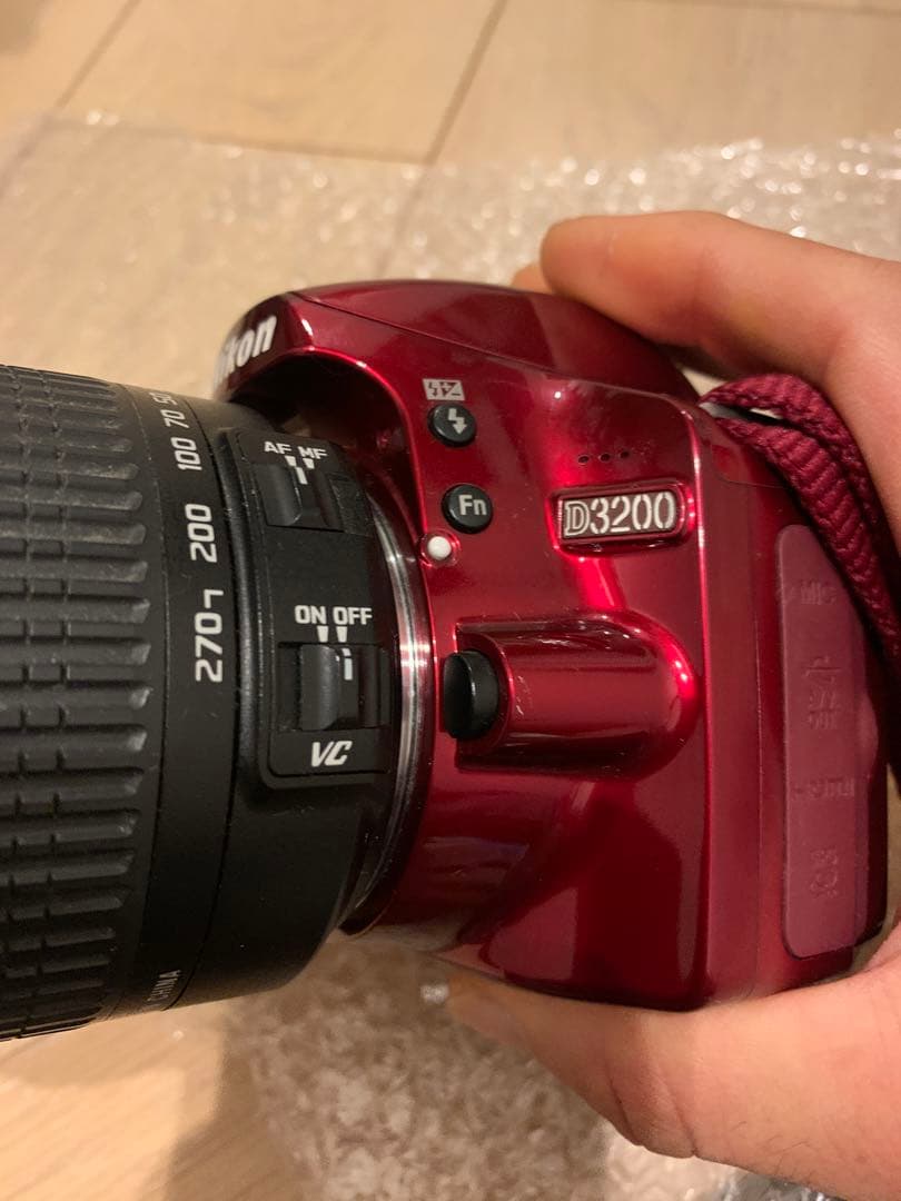 Nikon D3200 レッド デジタル一眼レフカメラ