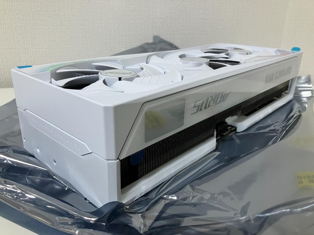 【極美品・延長保証書・領収書】RTX5090 Aorus Master Ice