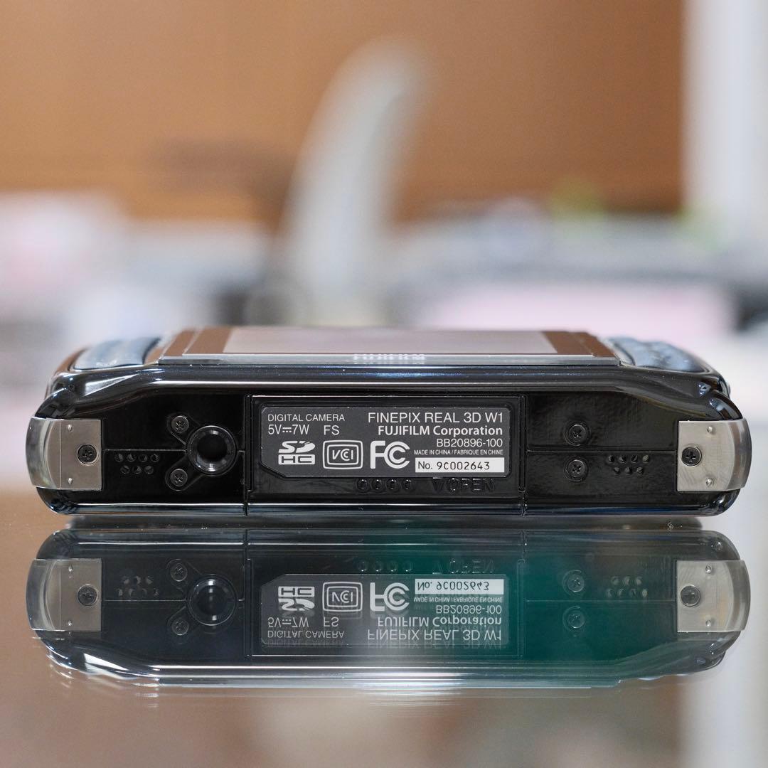 極美品！希少 平成レトロ FUJIFILM FinePix REAL 3D W1