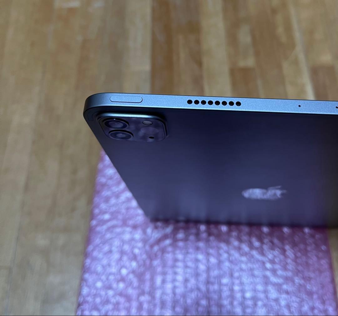 バッテリー容量100％　iPad Pro 11インチ(第4世代)