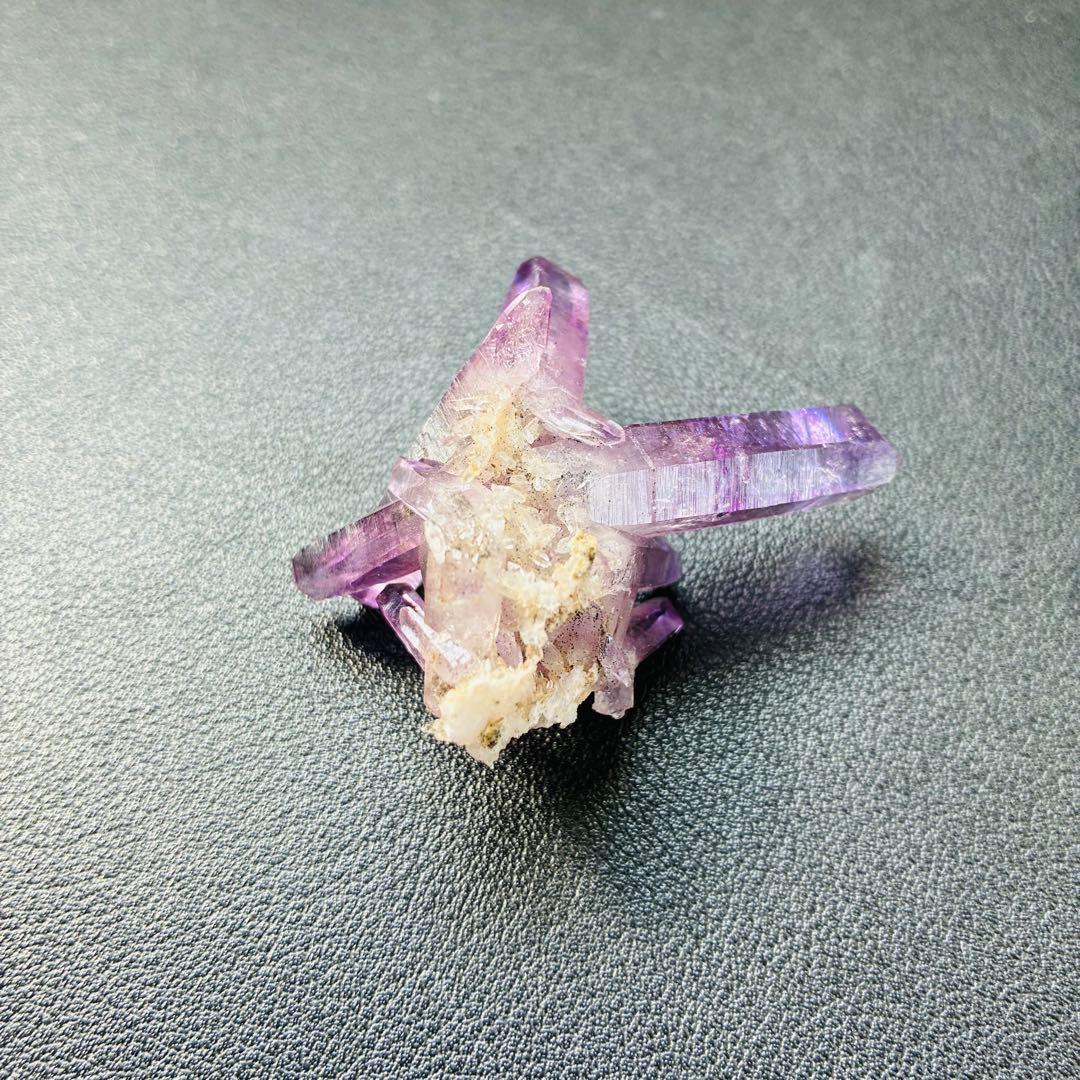 メキシコ産 ベラクルスアメシスト クルーズ水晶 ラベンダーピンク 水晶 原石