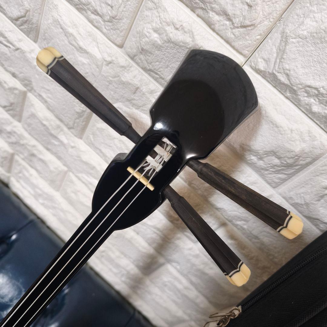 沖縄三線 本皮 種名 アミメニシキヘビ 強化張り ソフトケース付き 全長78cm