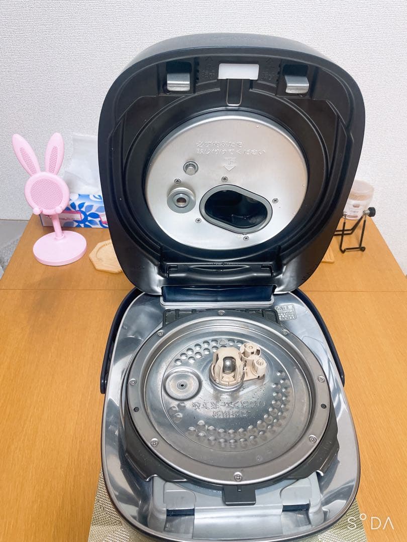 TOSHIBA 真空圧力IH炊飯器 RC-10VSN 5.5合