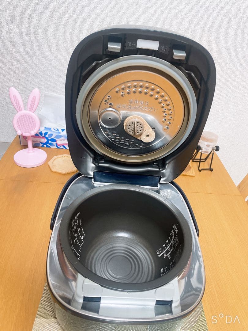 TOSHIBA 真空圧力IH炊飯器 RC-10VSN 5.5合