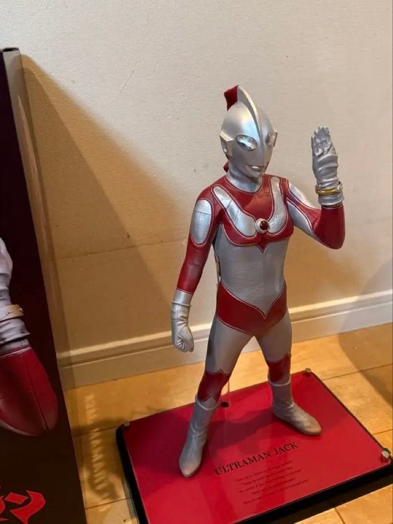帰ってきたウルトラマン　海外版フィギュア 約43cm