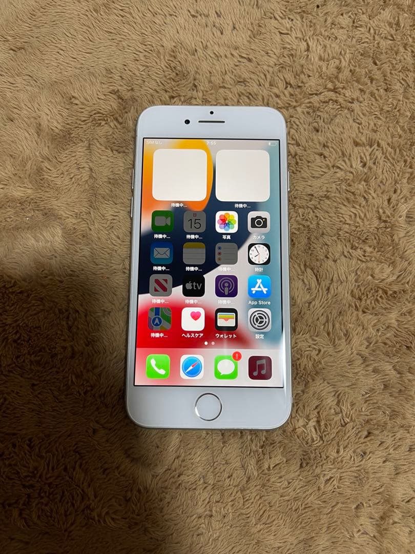 Iphone7 シルバー 32GB SIMフリーバッテリー95%美品