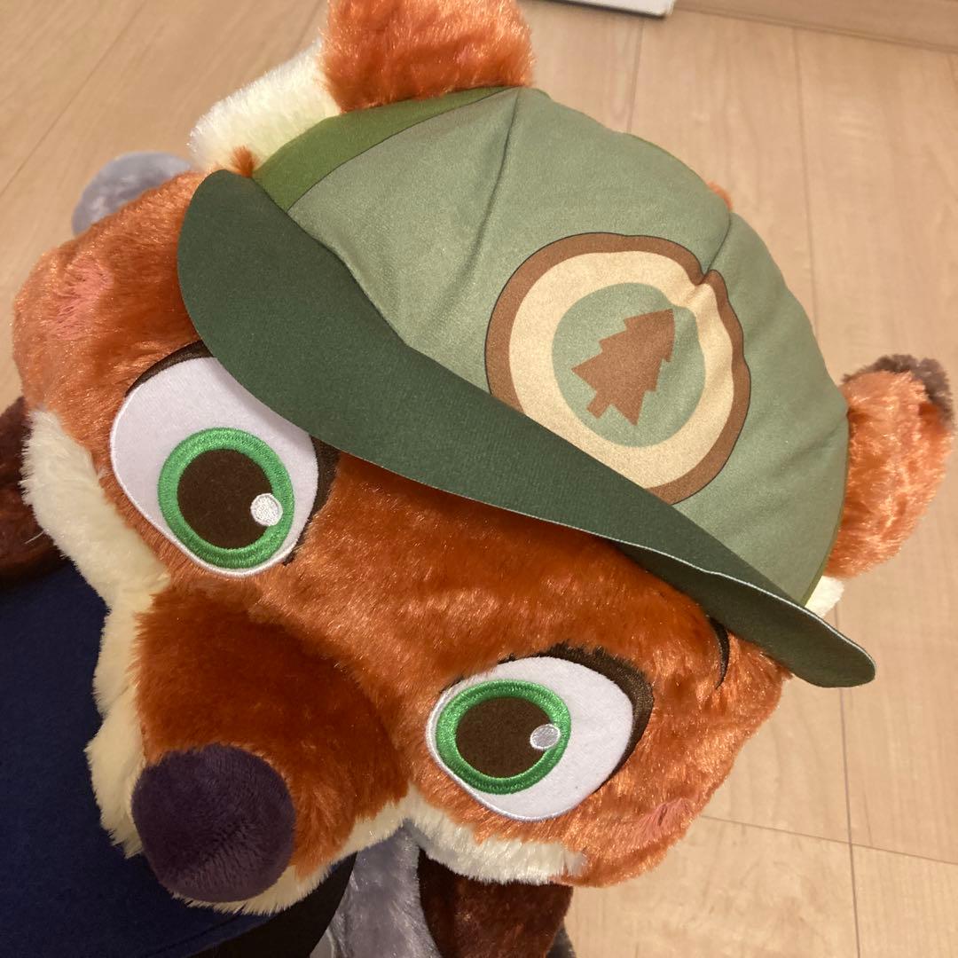 値下げ☆新品タグ付☆　ズートピア　赤いほっぺ　寝そべりぬいぐるみ