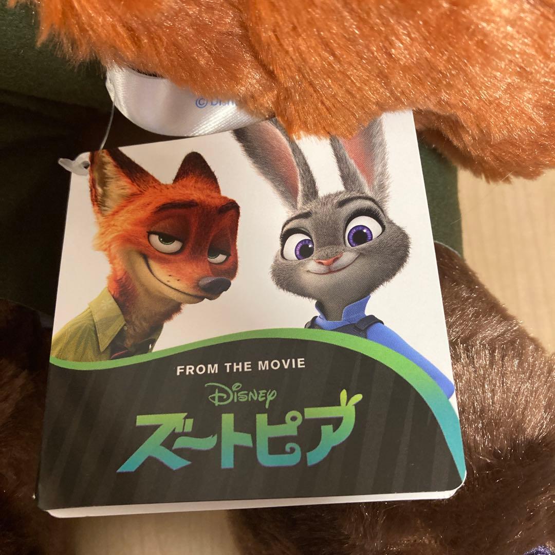 値下げ☆新品タグ付☆　ズートピア　赤いほっぺ　寝そべりぬいぐるみ