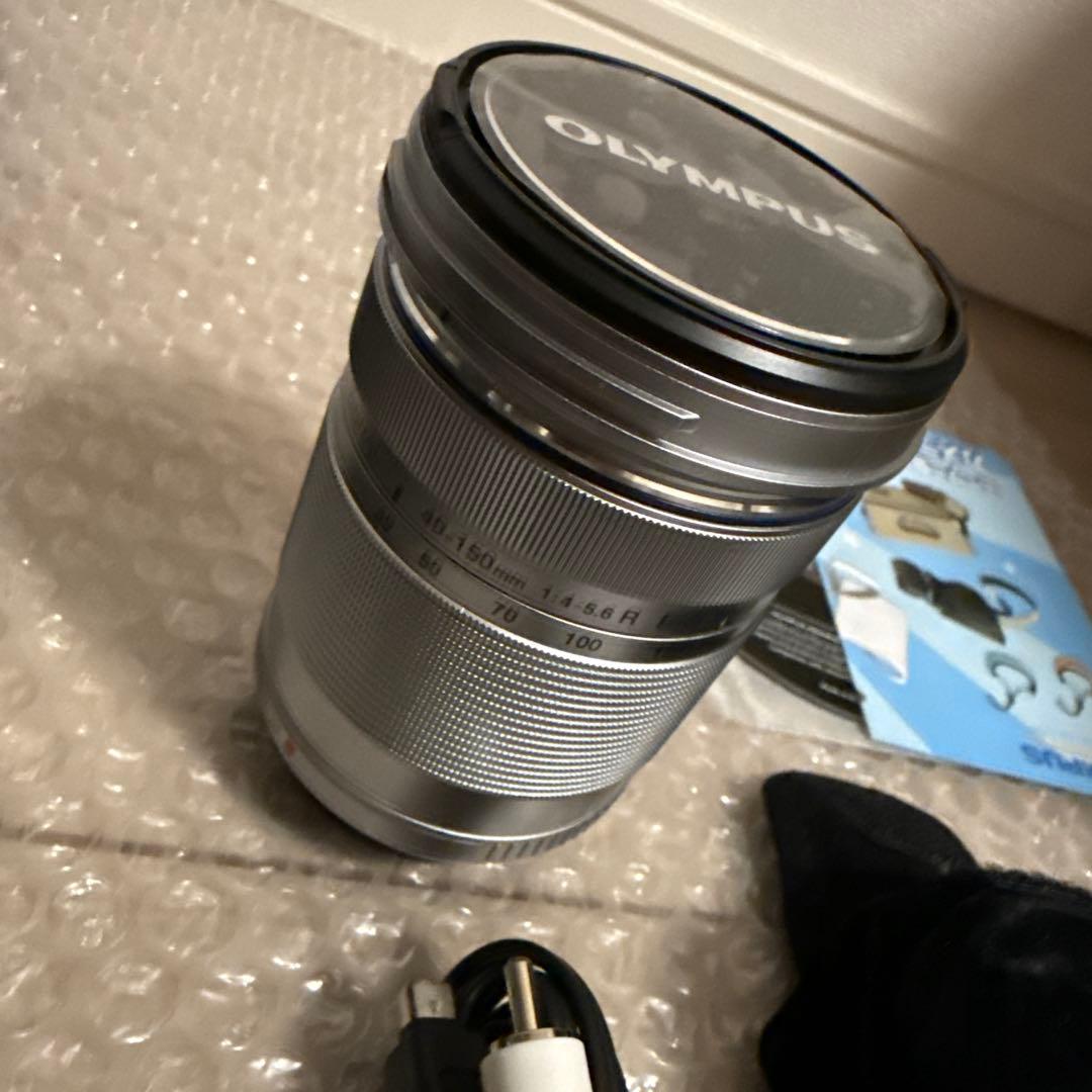 カメラ　OLYMPUS PEN Lite E-PL3 ダブルズームキット