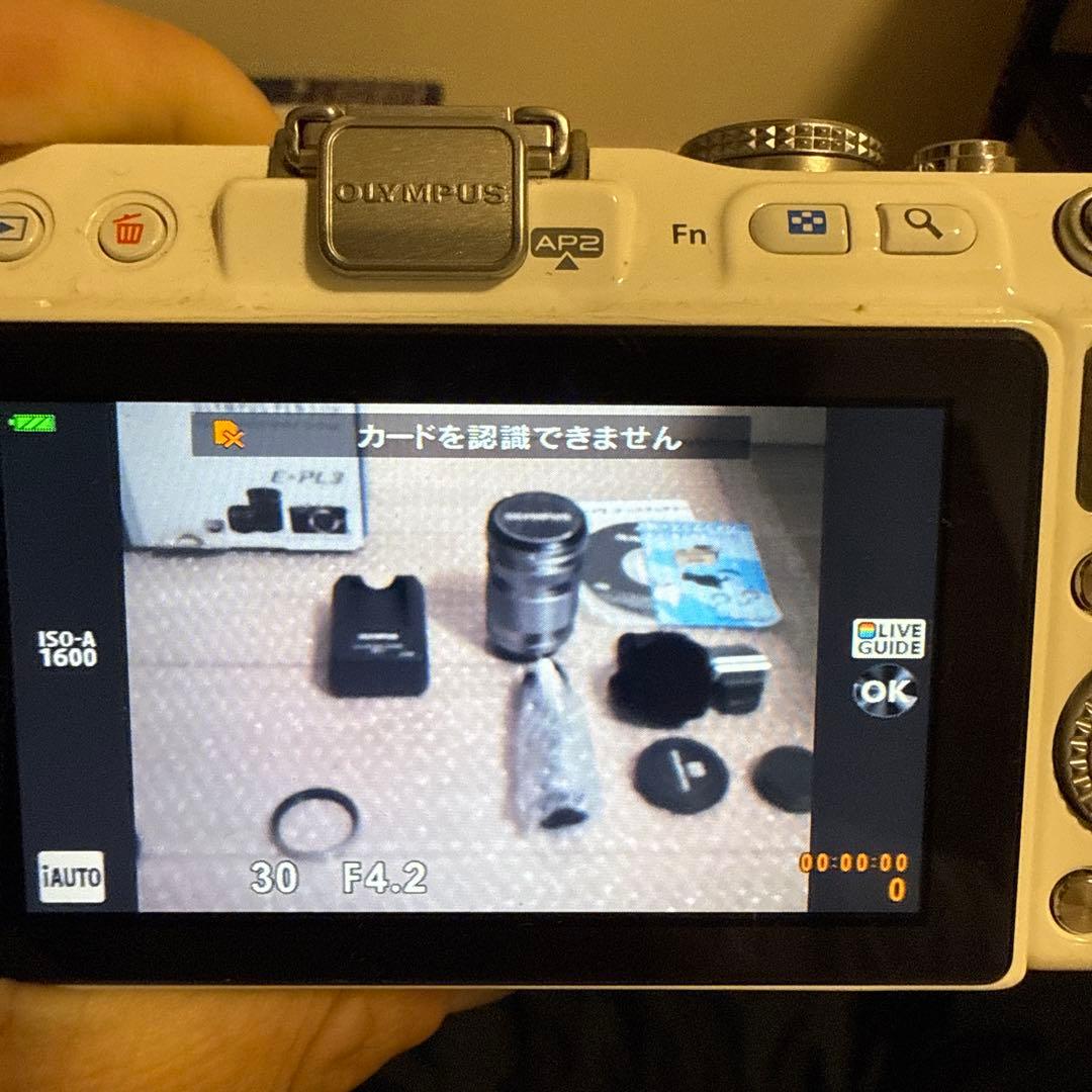 カメラ　OLYMPUS PEN Lite E-PL3 ダブルズームキット