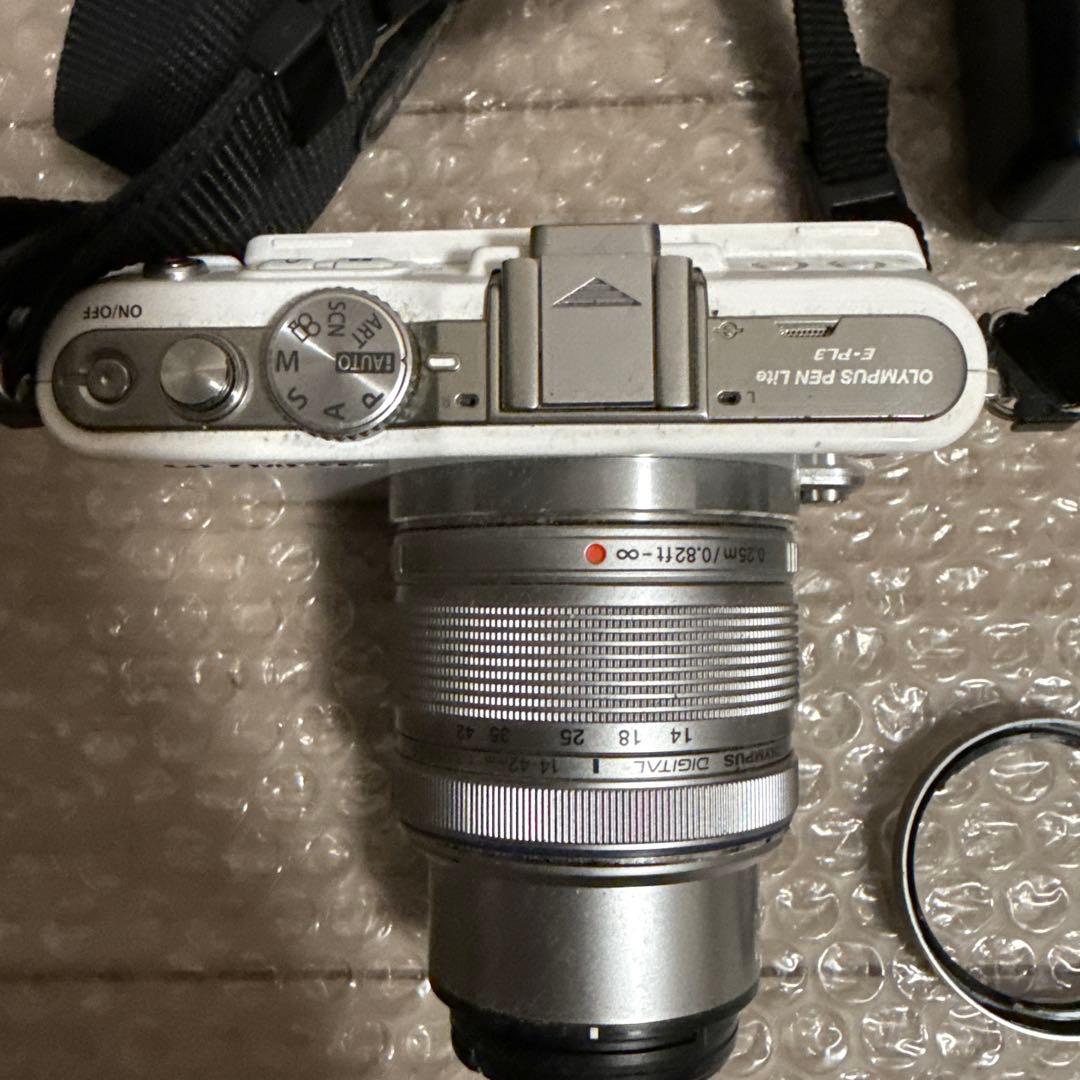 カメラ　OLYMPUS PEN Lite E-PL3 ダブルズームキット