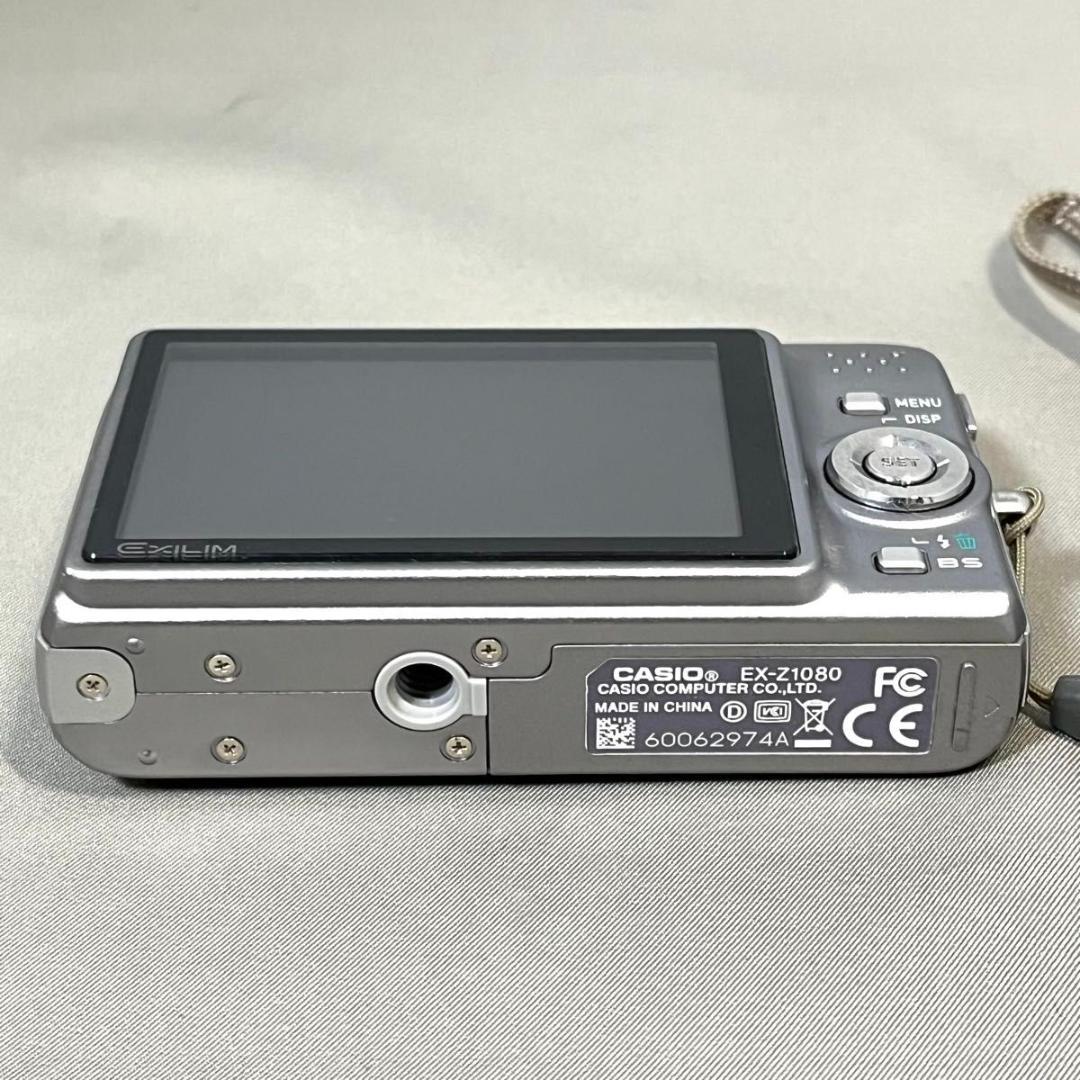 【美品】CASIO デジタルカメラ EXILIM EX-Z1080 シルバー