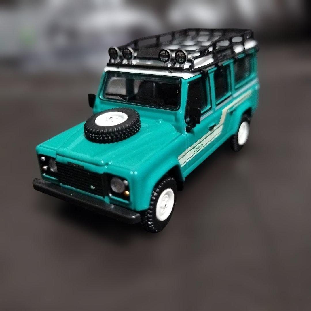 レア　MINI GT ランドローバー・ディフェンダー110 1985年式ミニカー