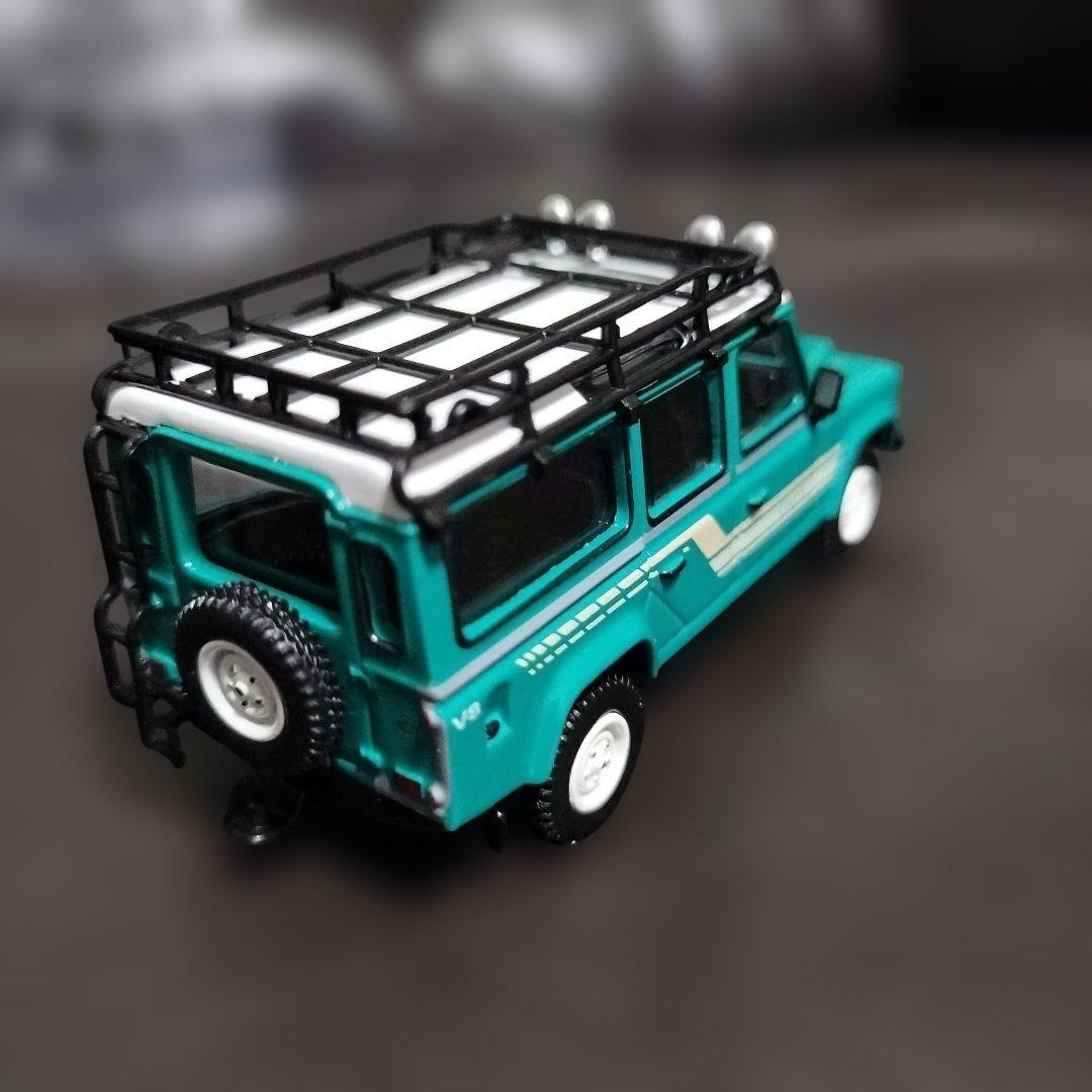 レア　MINI GT ランドローバー・ディフェンダー110 1985年式ミニカー
