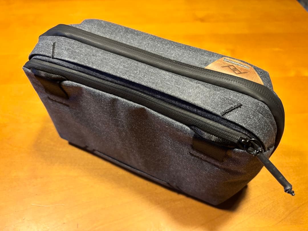 Peak Design TECH POUCH チャコール