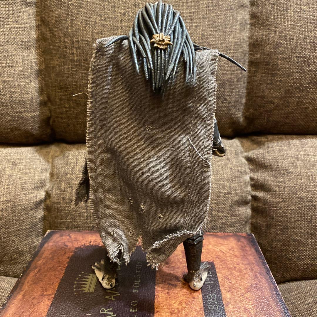 NECAプレデターシャーマンアルティメット　7インチアクションフィギュア