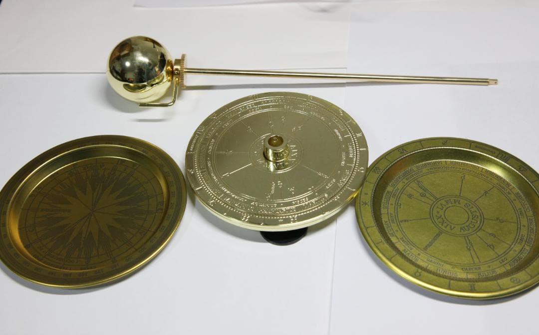 デアゴスティーニ　太陽系をつくる　模型　組み立て途中品　一部未開封