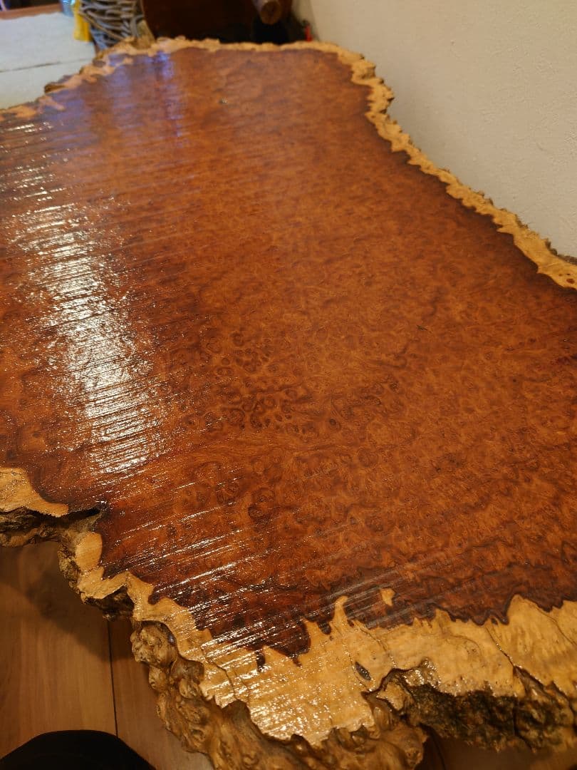 ★希少花梨瘤材のローテーブル★