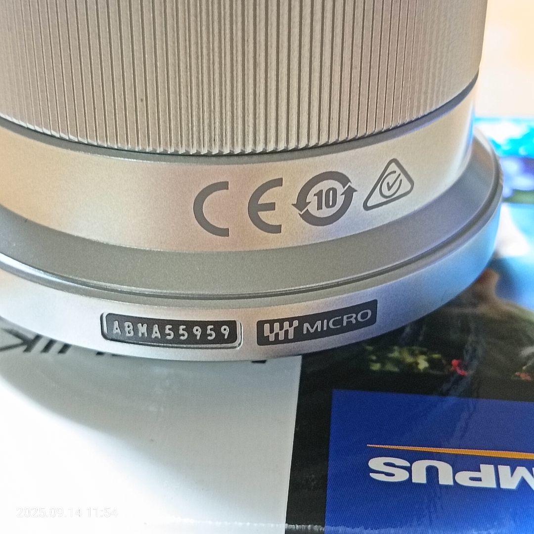 極上品OLYMPUS M.ZUIKO 45mm f1.8 レンズフィルター付き