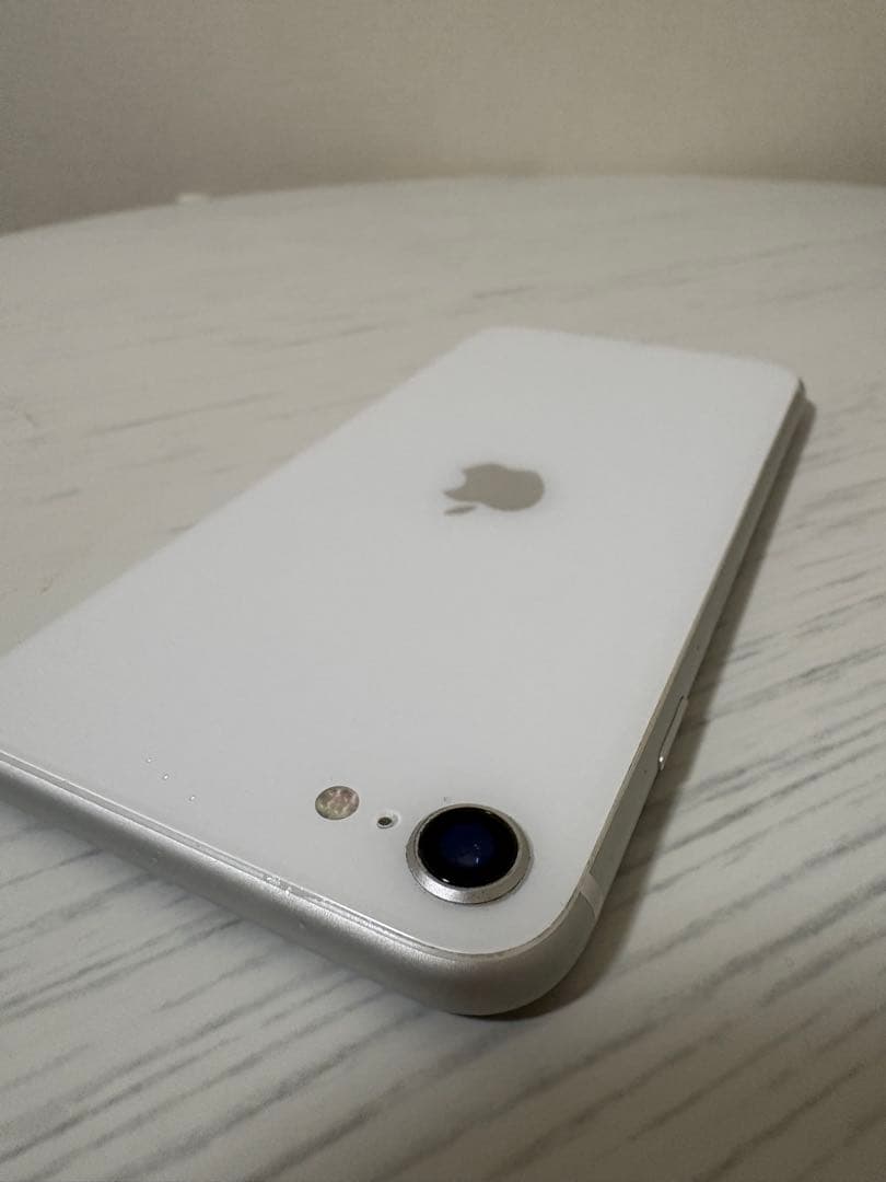 iPhoneSE2 64GB ホワイト SIMフリー