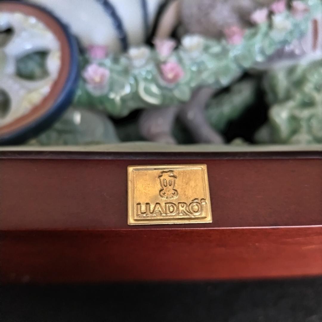 世界限定5000体 LLADRO 磁器人形 『夢の旅立ち』花びらのかけあり