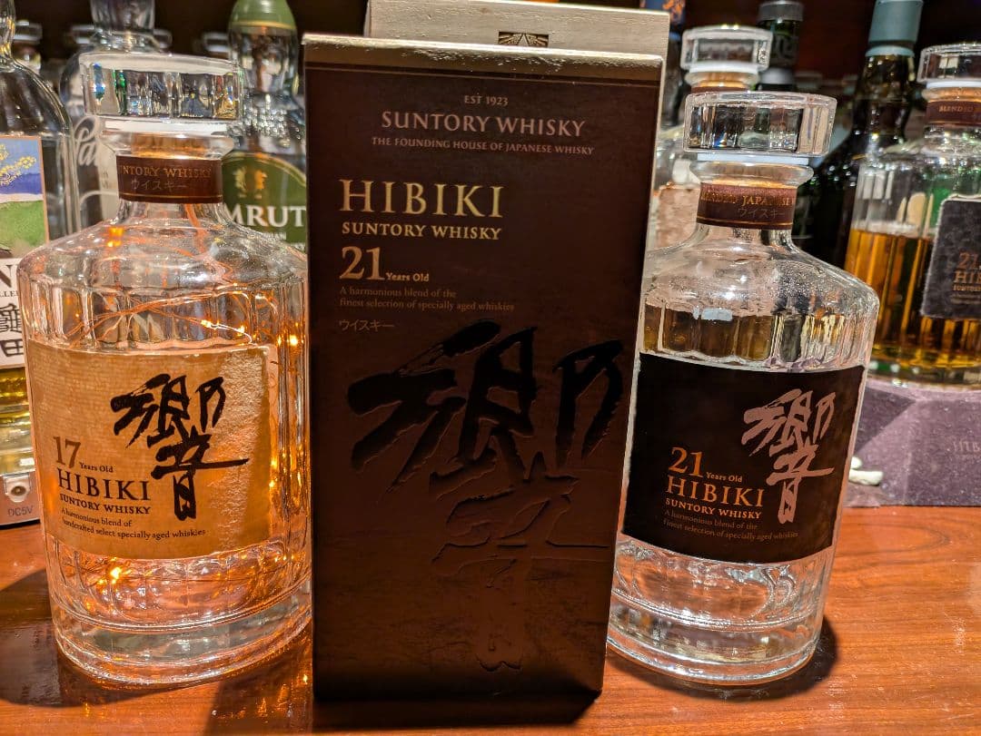 Hibiki 21年 ウイスキー 空瓶　箱付　美品　オブジェに最適です!