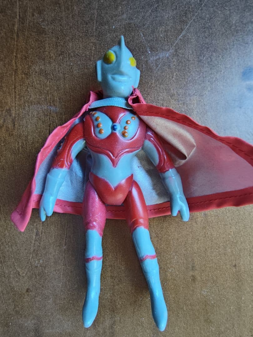 ゾフィー　ブルマァク ミドルサイズソフビ ブラザーズマント付き
