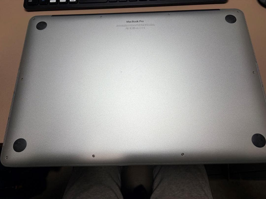 Mac Book Pro 15インチ