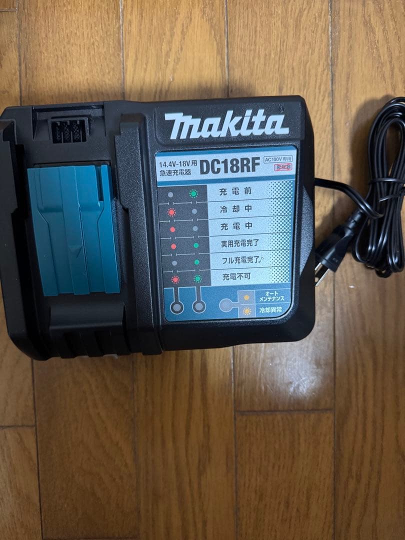 Makita 充電式クリーナー CL282FD 18v