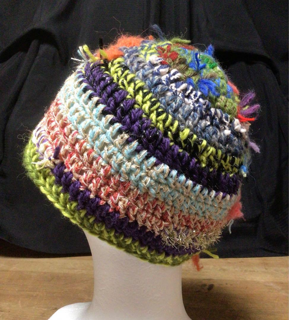手作りニット帽　ビーニー　サイケ　パンク　楽しい　ピンク　オレンジ　パープル他