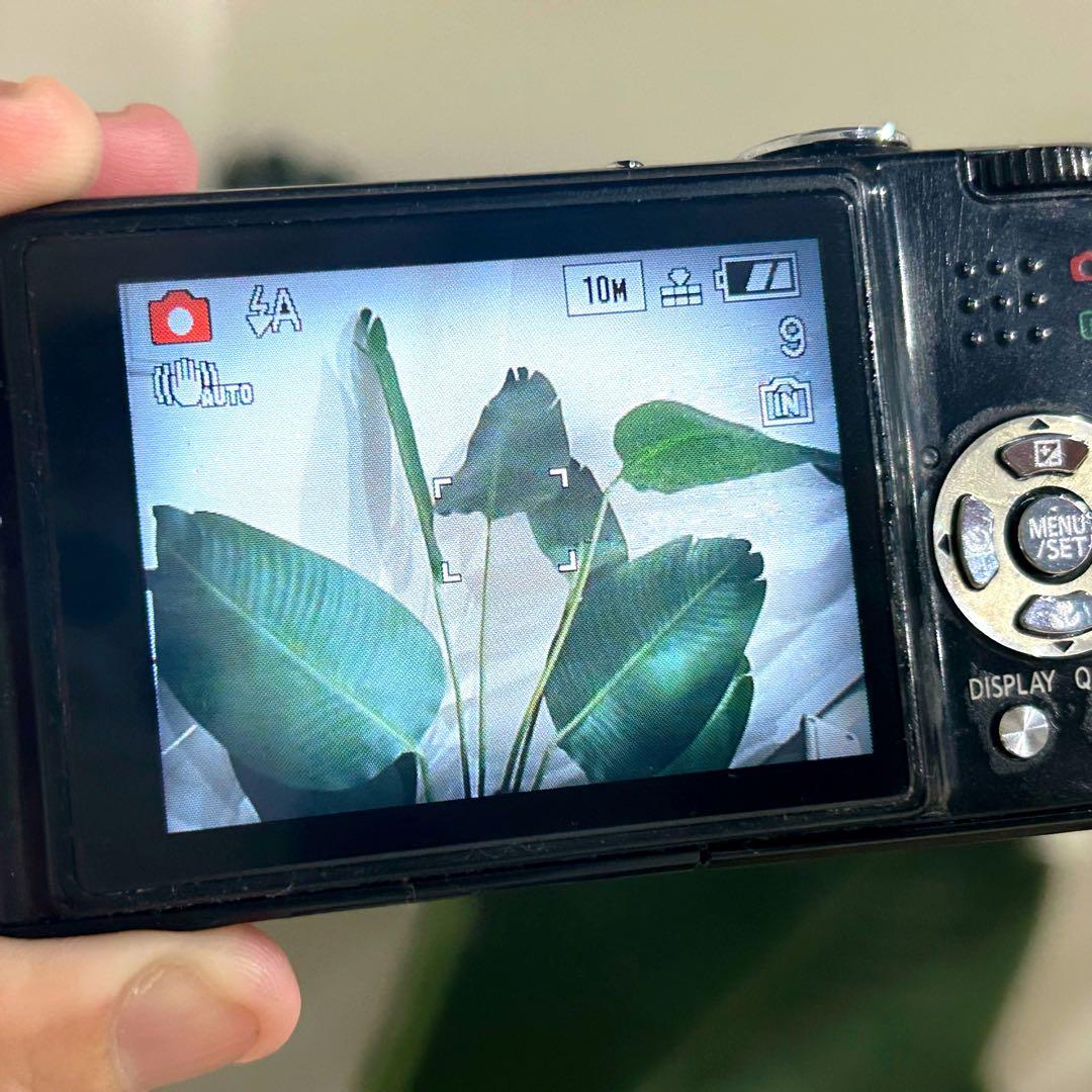 LUMIX DMC-FX37 コンパクト デジタルカメラ 充電器付 コンデジ
