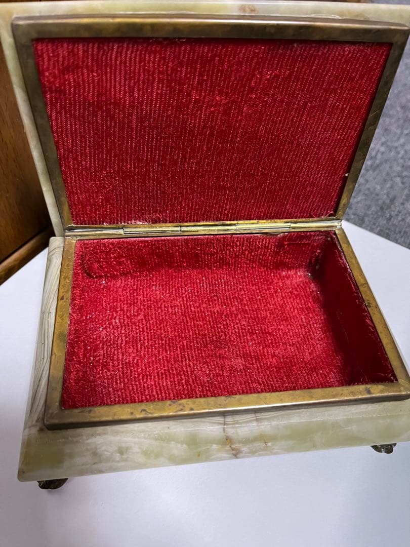 大理石ジュエリーボックス