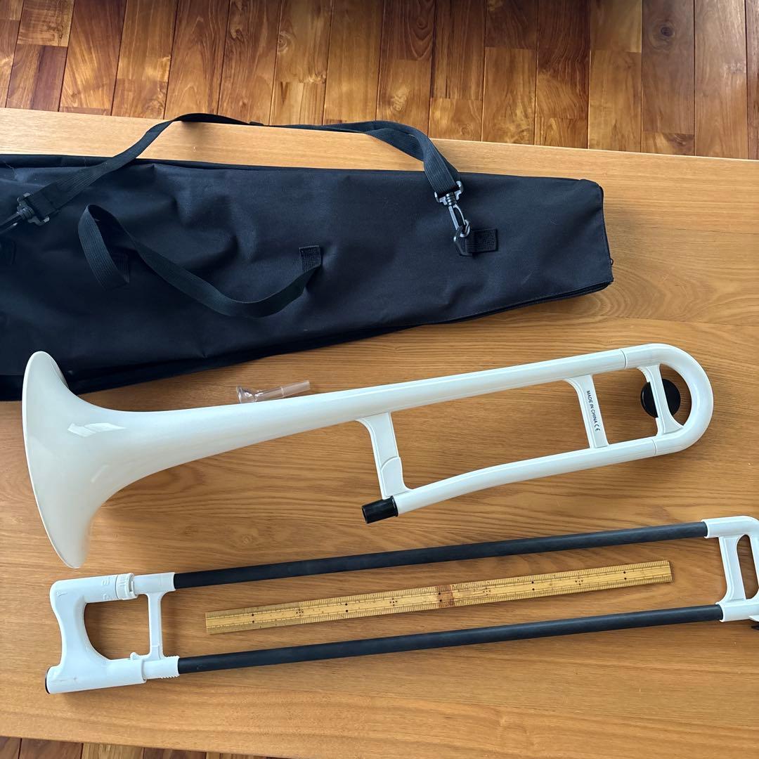 Jiggs pBone ピーボーン ホワイトトロンボーン プラスチック