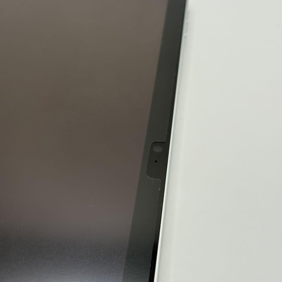 美品☆iPad 第11世代 Wi-Fi 128GB シルバー MD3Y4J/A
