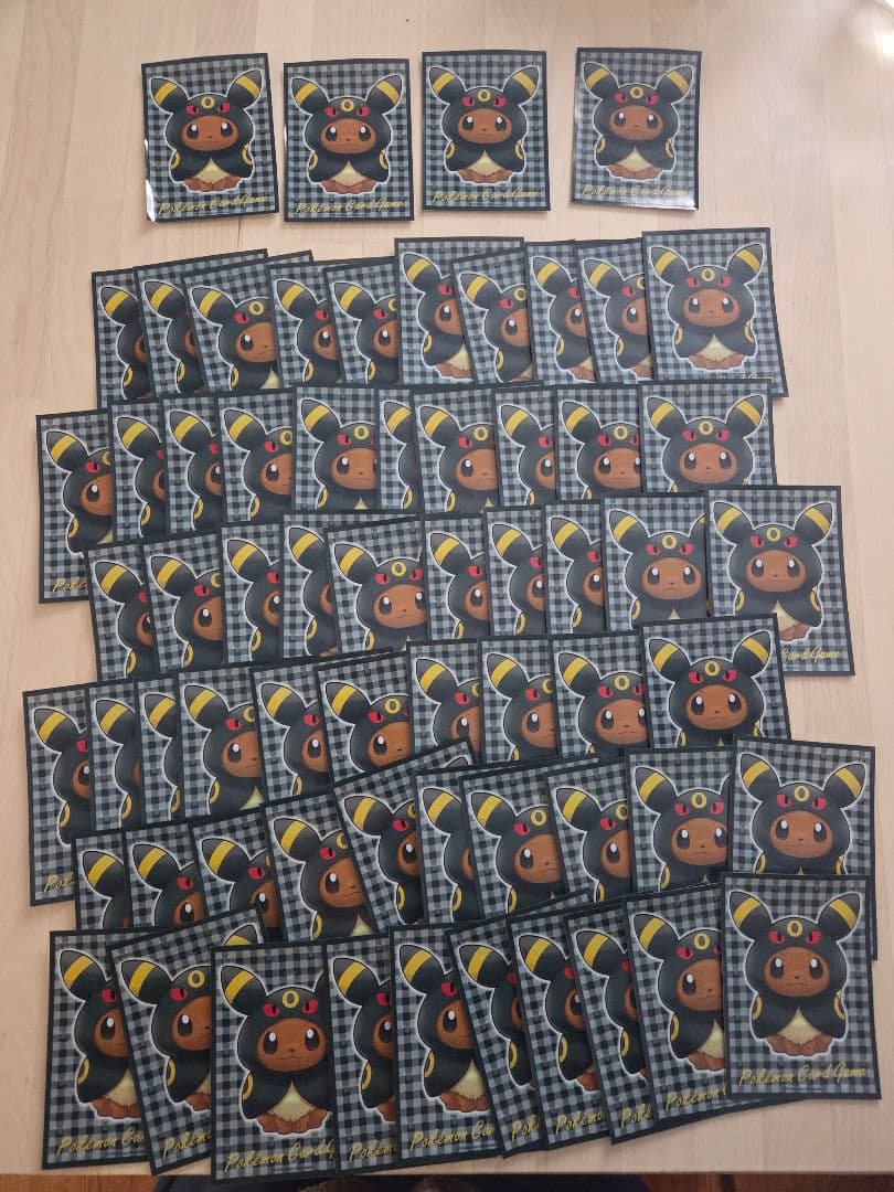 ポケモンカード　ポンチョを着たイーブイ　スリーブ