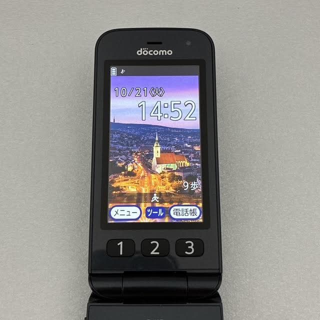 未使用級✨docomo らくらくホン F-41F 8GB ブラック SIMフリー
