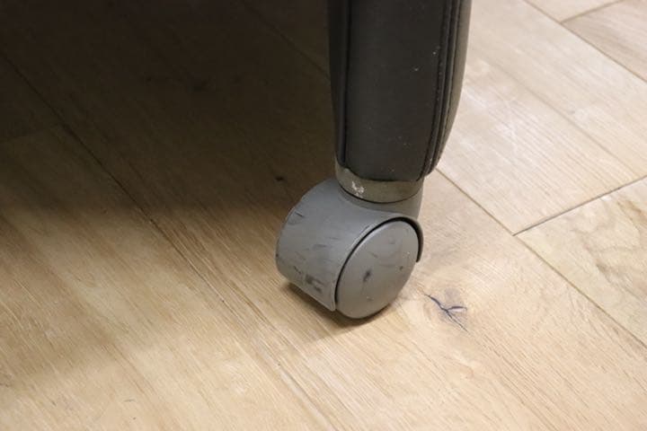 gmck339E ○ okamura オカムラ ○ 応接 オフィス 事務 1人